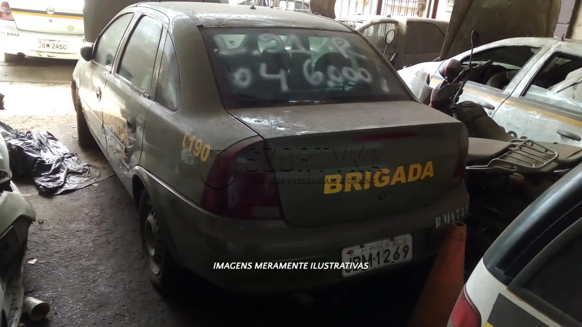 LOTE 091 - GM/CORSA SEDAN MAXX JBM-1269 04-05