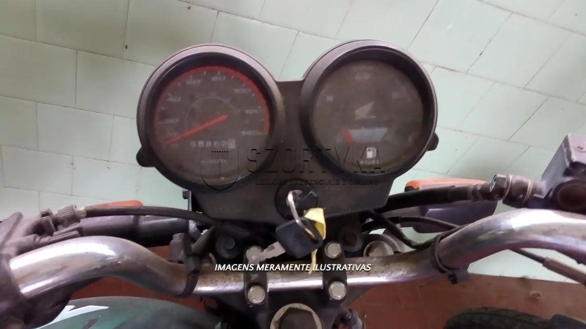 LOTE 049 - HONDA/CG 125 TITAN ES JBM-0986 00-01