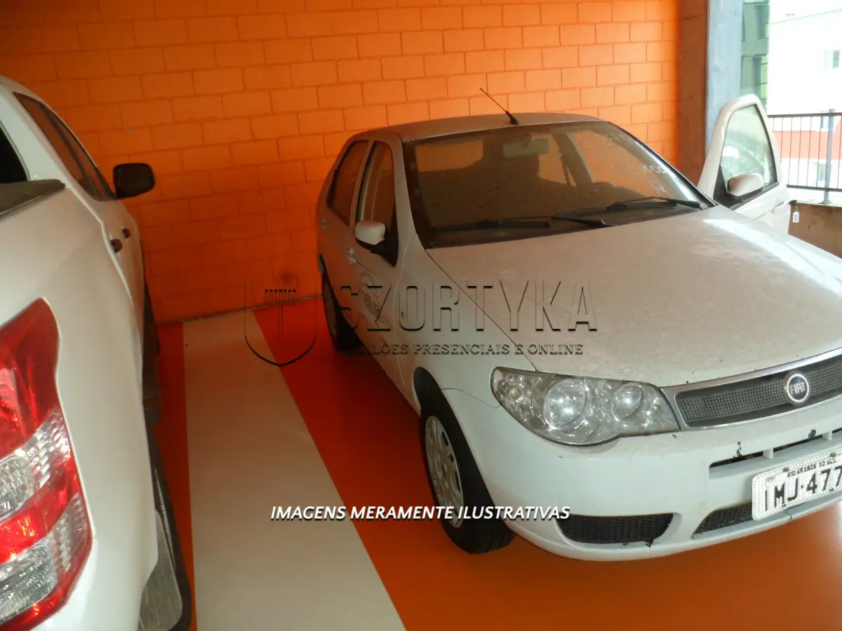 LOTE 035 - FIAT/PALIO HLX 1.8 FLEX IMJ-4775 05-05