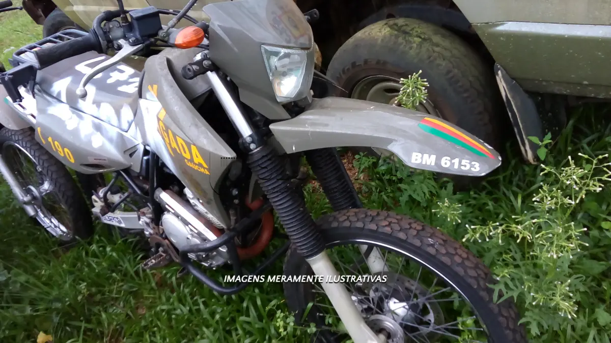 LOTE 071