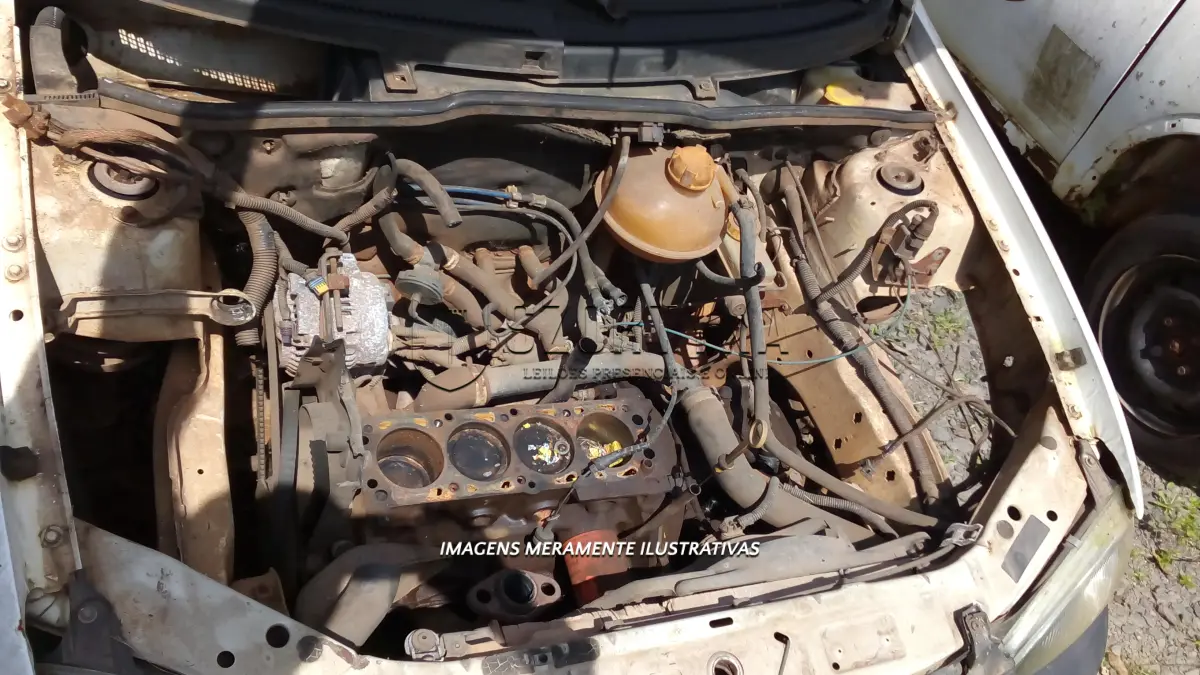 LOTE 017 - GM/CORSA ST PICK-UP IJU-8639 00-01