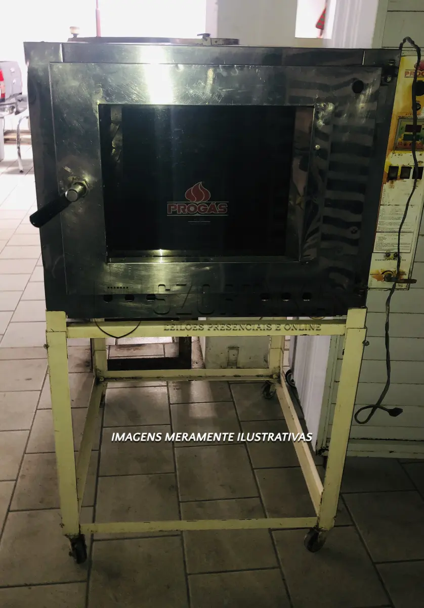 LOTE 001 - 01 FORNO A GÁS E 01 ARMÁRIO DE CRESCIMENTO DE PÃES