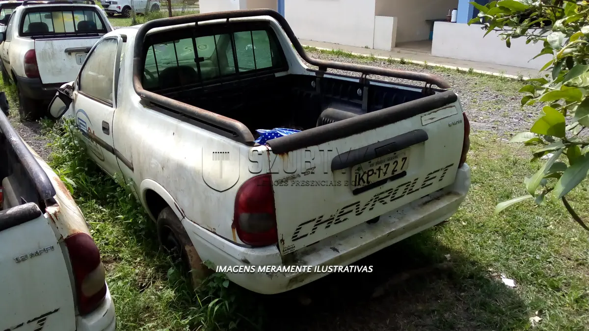 LOTE 012 - GM/CORSA ST PICK-UP IKP-1727 02-02