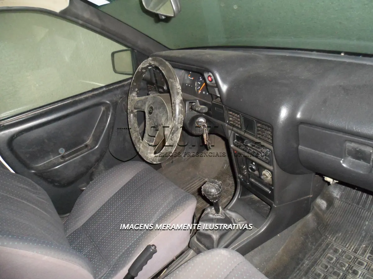 LOTE 046 - GM/KADETT IPANEMA GL  IFQ-6194 96-97