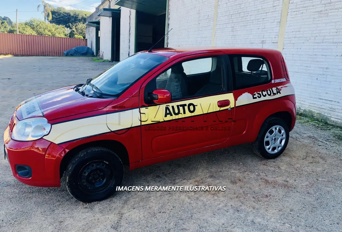 LOTE 013 - FIAT/UNO VIVACE 1.0, completo, ANO 2012.