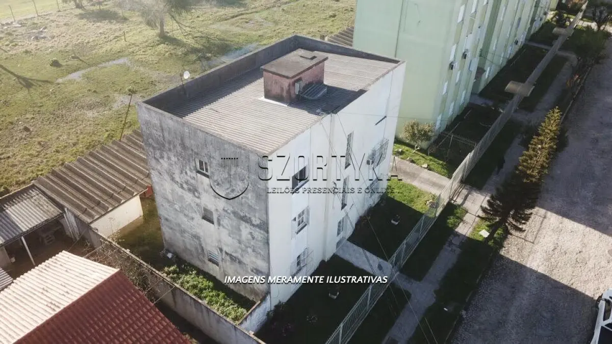 LOTE 001 - UM APARTAMENTO NO EDIFÍCIO PLANALTO, NA CIDADE DE PELOTAS