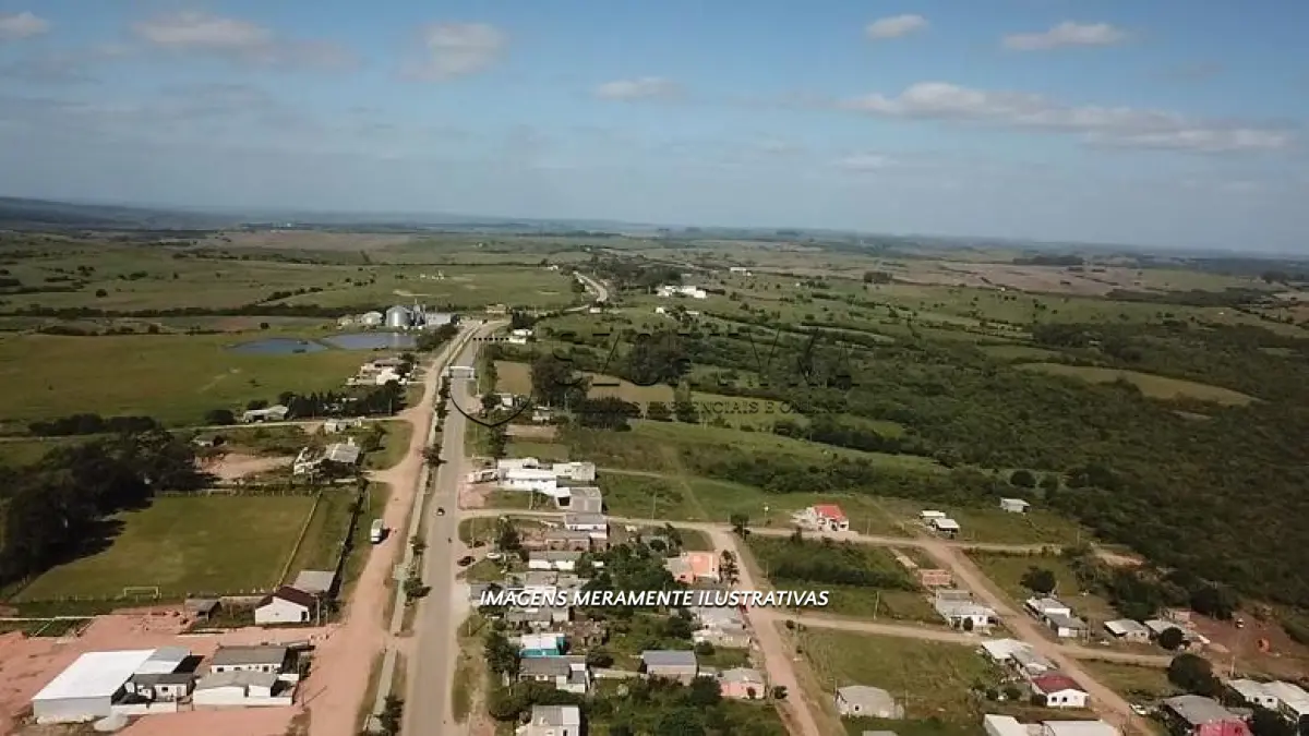 LOTE  - UM IMÓVEL EM HERVAL/RS COM 590,18m²