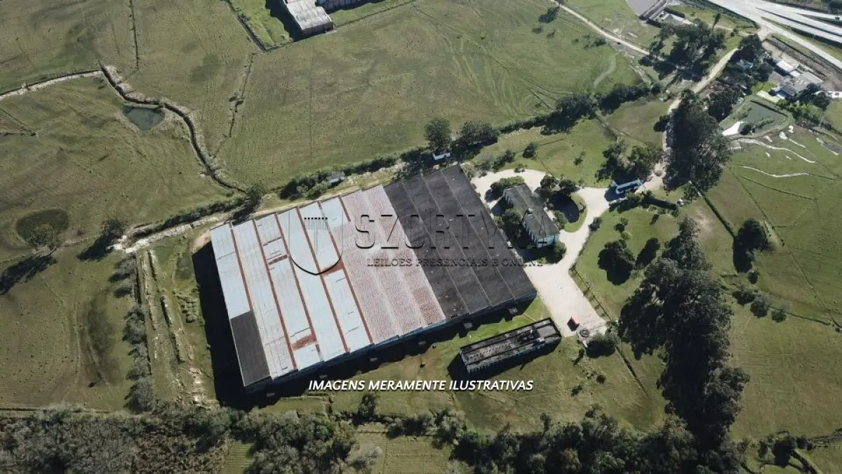 LOTE  - UM IMÓVEL INDUSTRIAL COM 93.101,00m²