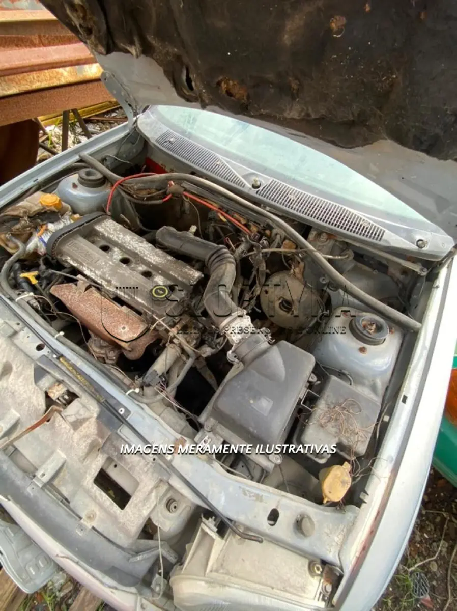 LOTE 003 - Ford Escort GL 16V H ano 1997. (sucata)