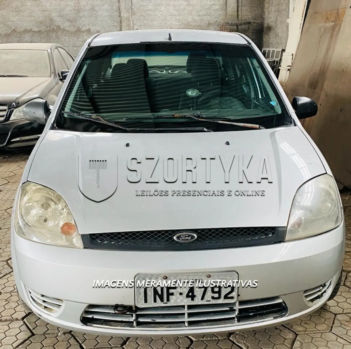 LOTE 001 - UM VEÍCULO FORD FIESTA SEDAN, 2006/2007, COMPLETO