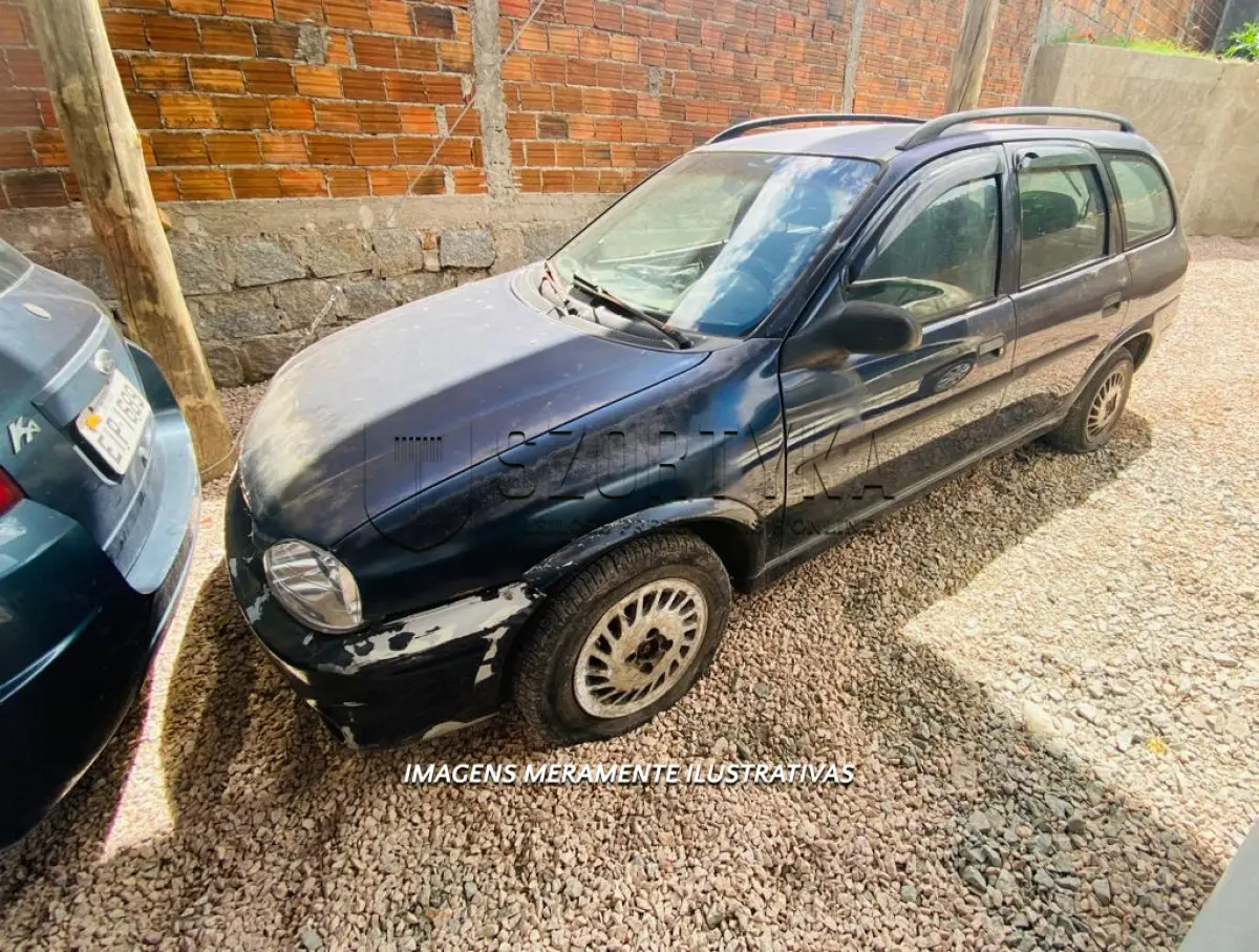 LOTE 001 - Leilão de um Corsa Super Wagon, 2000/2001