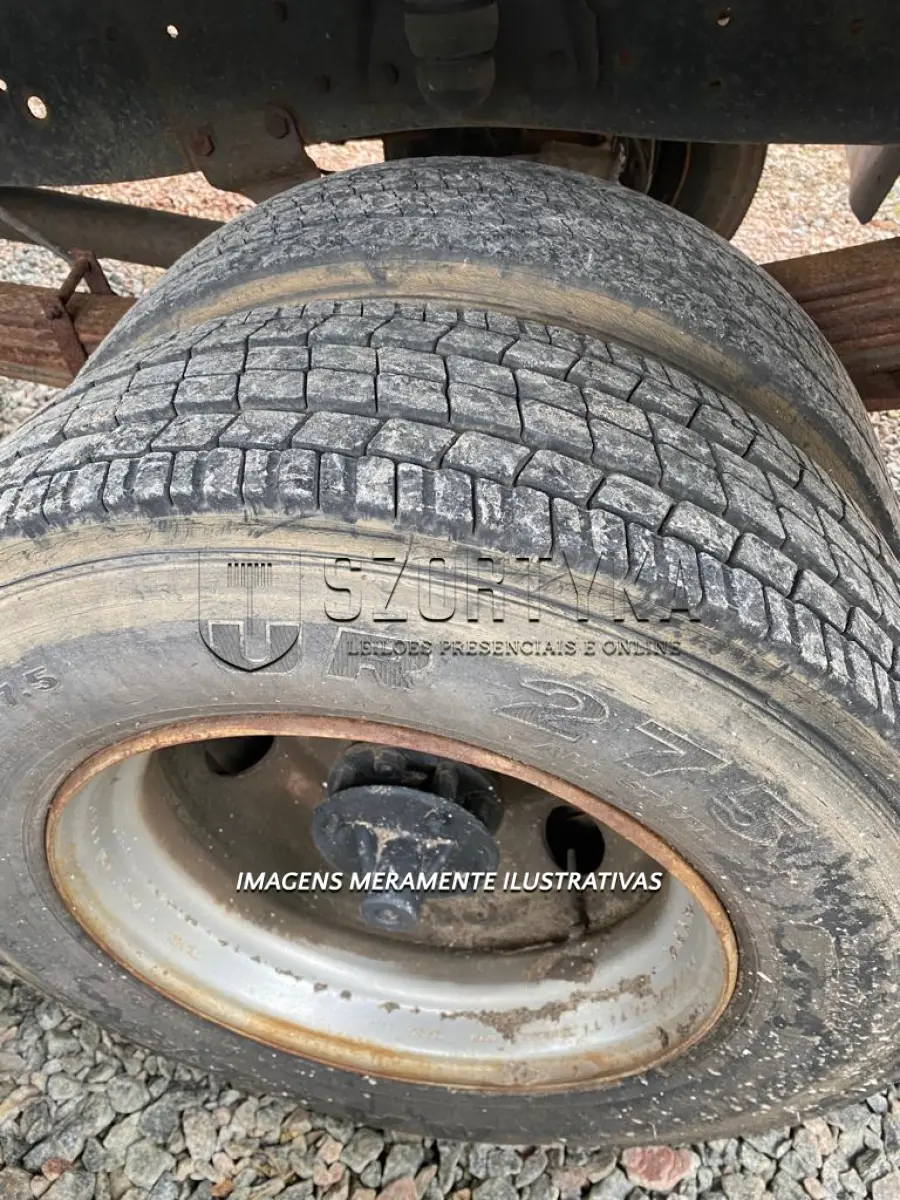 LOTE 001 - MERCEDES BENZ/710, 2002