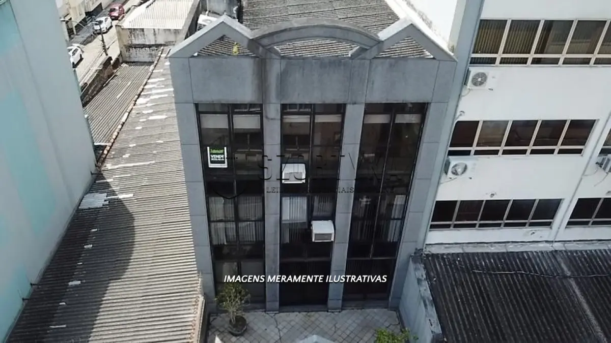 LOTE 001 - SALA COMERCIAL DE FRENTE PARA A RUA FELIX DA CUNHA EM PELOTAS