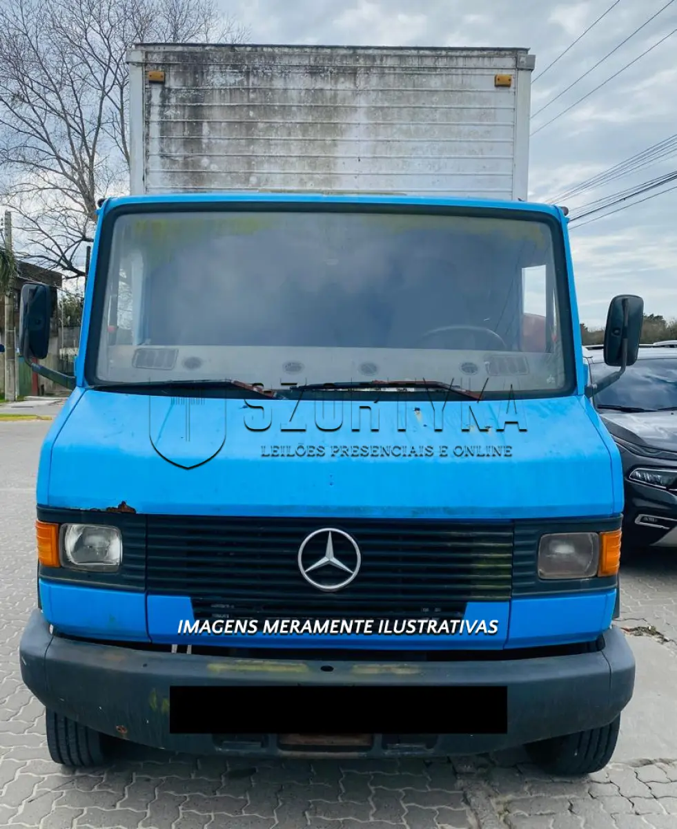 LOTE 001 - MERCEDES BENZ/710, 2002
