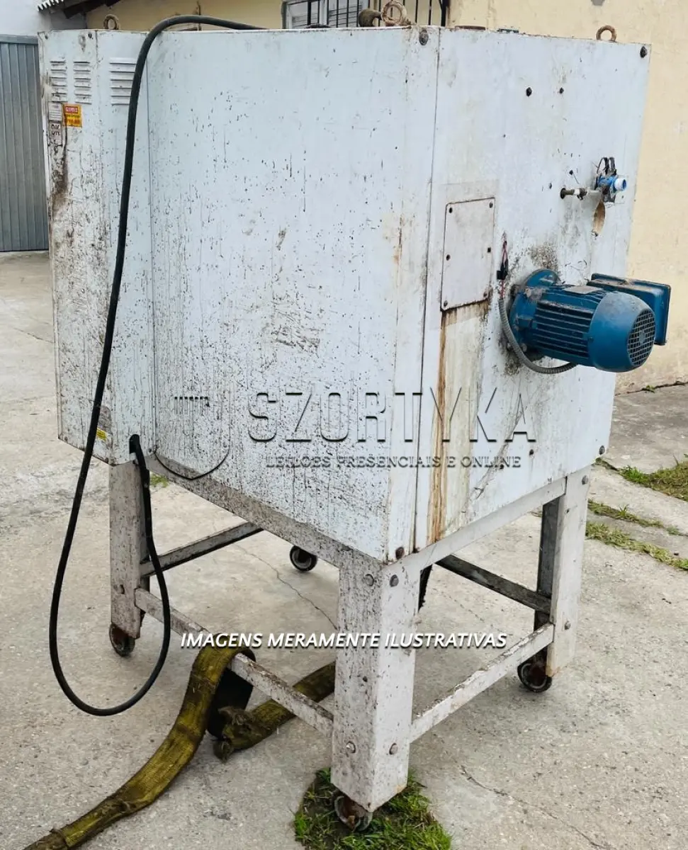 LOTE 003 - FORNO ELÉTRICO, TRIFÁSICO, MARCA G PAZIN, 08 ESTEIRAS