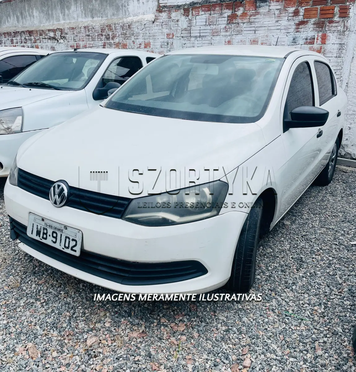 LOTE 004 - VW/VOYAGE, placas IWB9102, cor branca, ano/mod 2014/2015