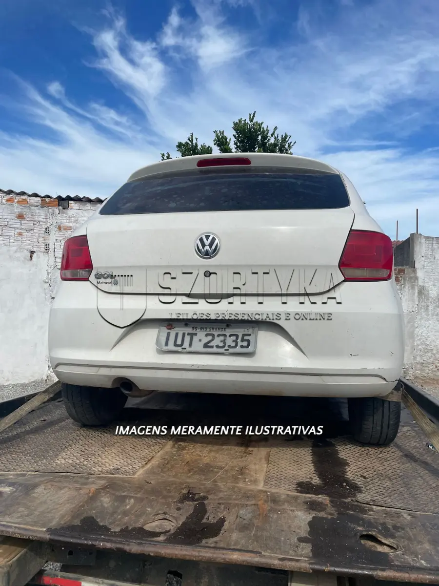 LOTE 001 - VW/GOL, placas IUT2335, cor branca, ano/mod 2013/2014