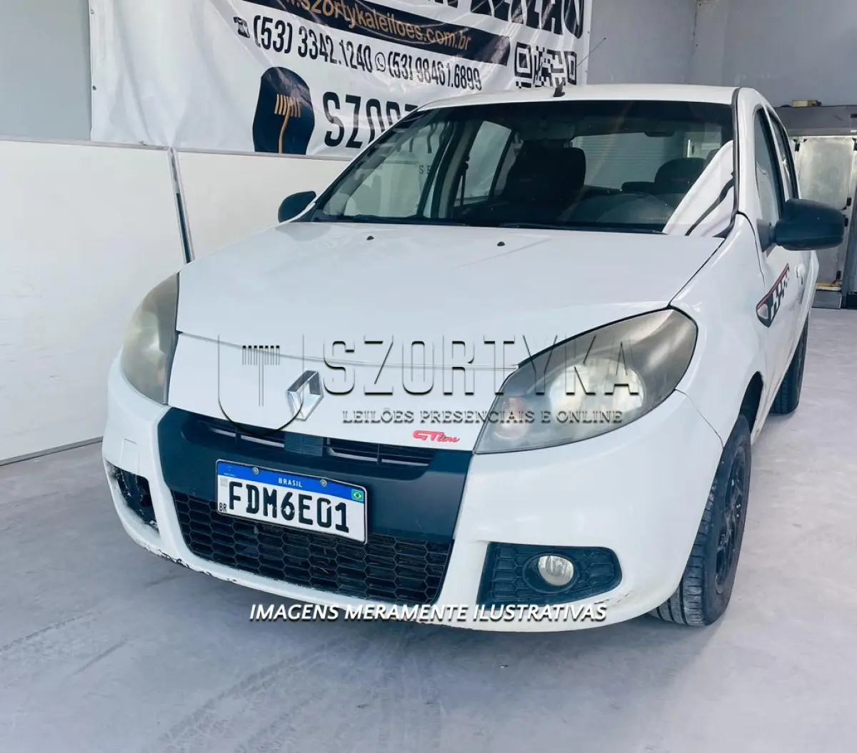 LOTE 001 - RENAULT SANDERO GT LINE 1.6 8V, 2013/2013