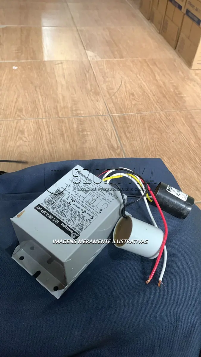LOTE 003 - MATERIAL ÉLETRICO NOVO