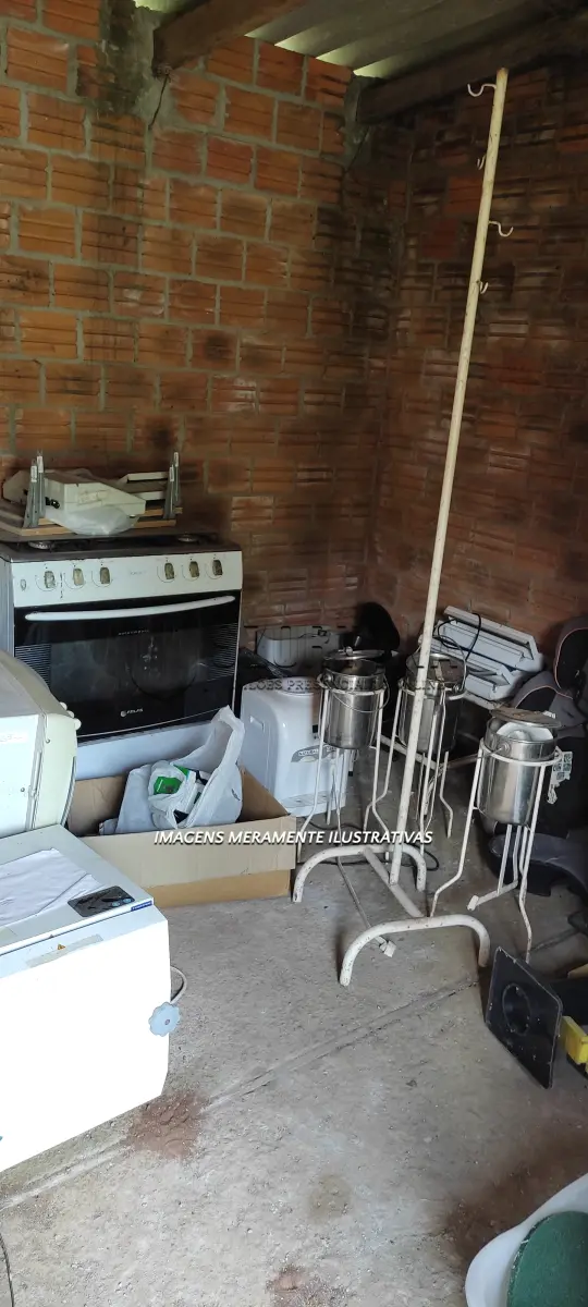 LOTE 011 - Lote de Sucatas em geral