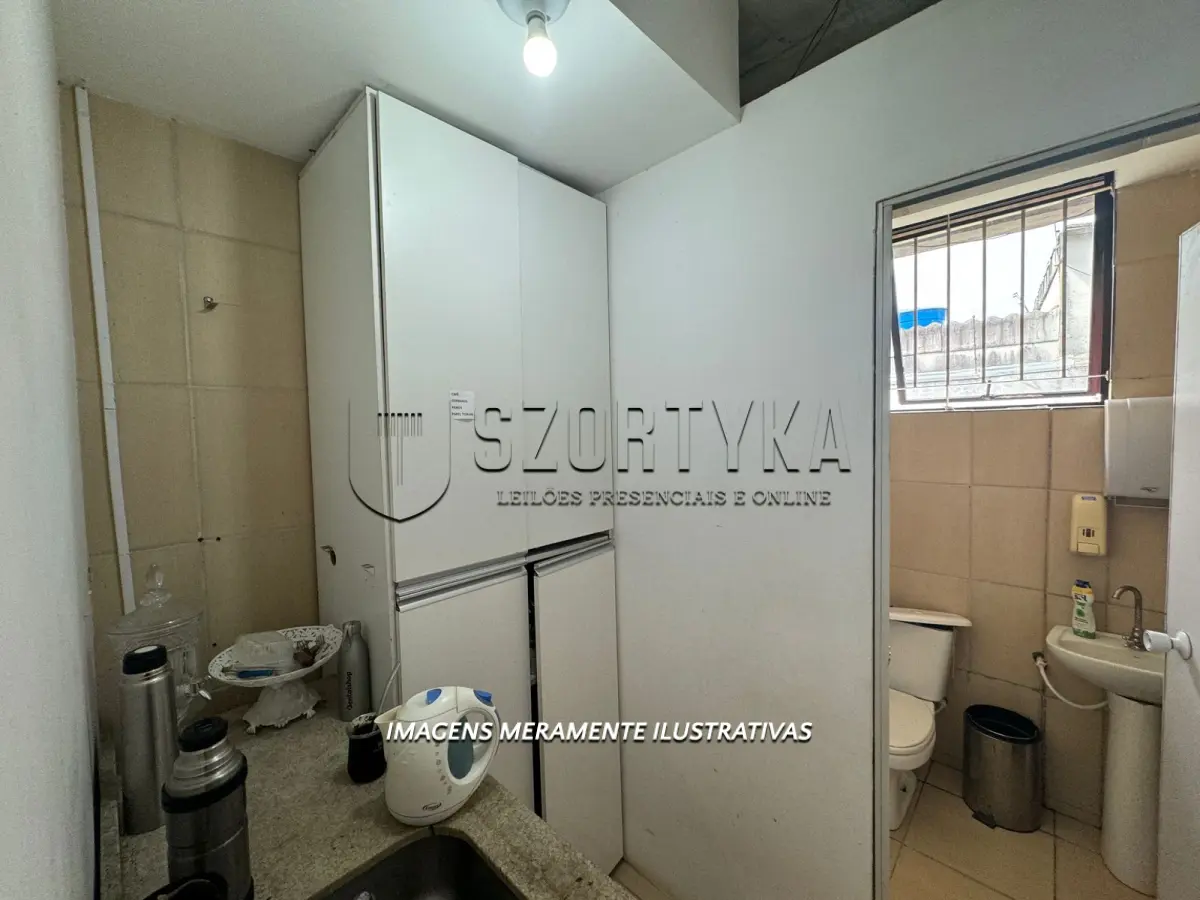 LOTE 001 - ÓTIMO IMÓVEL COMERCIAL E RESIDENCIAL EM PELOTAS