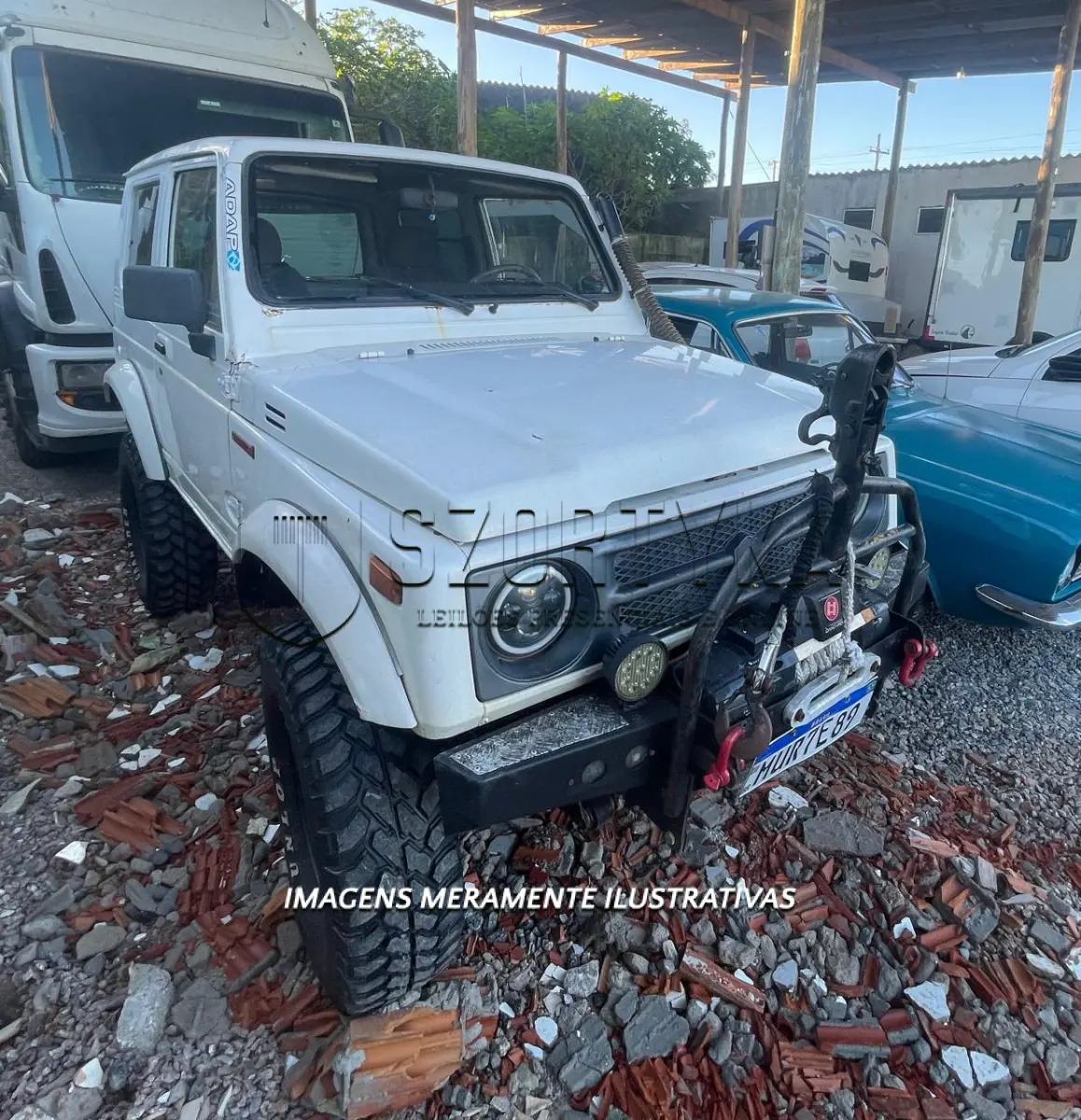 LOTE 001 - 01 veículo SUZUKI/SAMURAI, ano/mod 1993/1993, placas MUR7E89, cor branca
