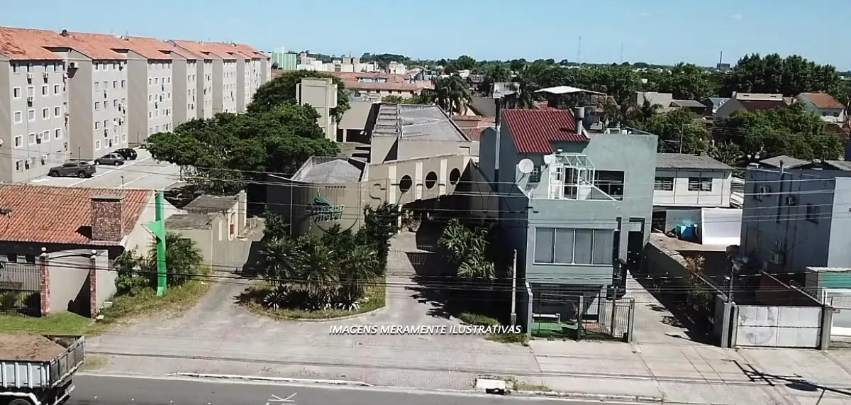 LOTE 001 - ÓTIMO IMÓVEL NA AV. FERREIRA VIANA EM PELOTAS
