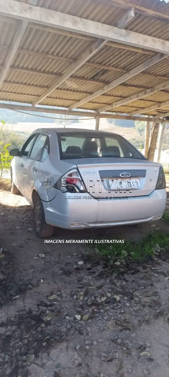 LOTE 001 - FORD FIESTA SEDAN 5P, FLEX, ANO 2010/2011