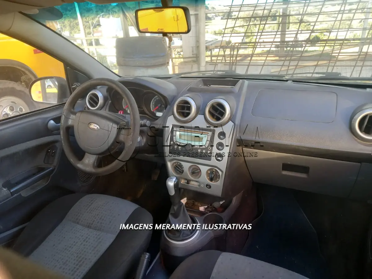 LOTE 011 - VEÍCULO FORD FIESTA SEDAN 1.6 FLEX, 2011/2012