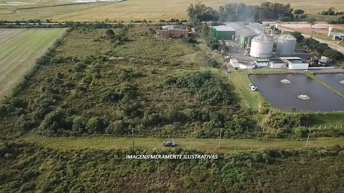 LOTE 001 - Uma fração de terras urbanas, com a área de 9.978,54m², no Distrito Industrial na RS-717, em Tapes