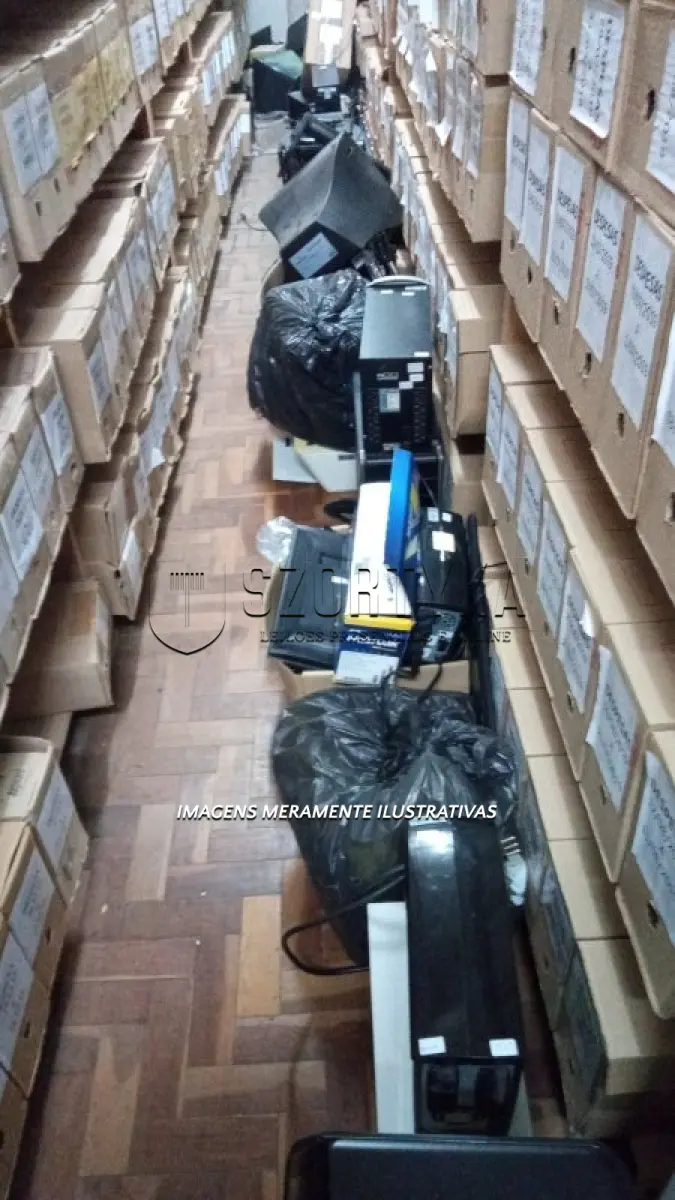 LOTE 015 - LOTE DE EQUIPAMENTOS DE INFORMÁTICA