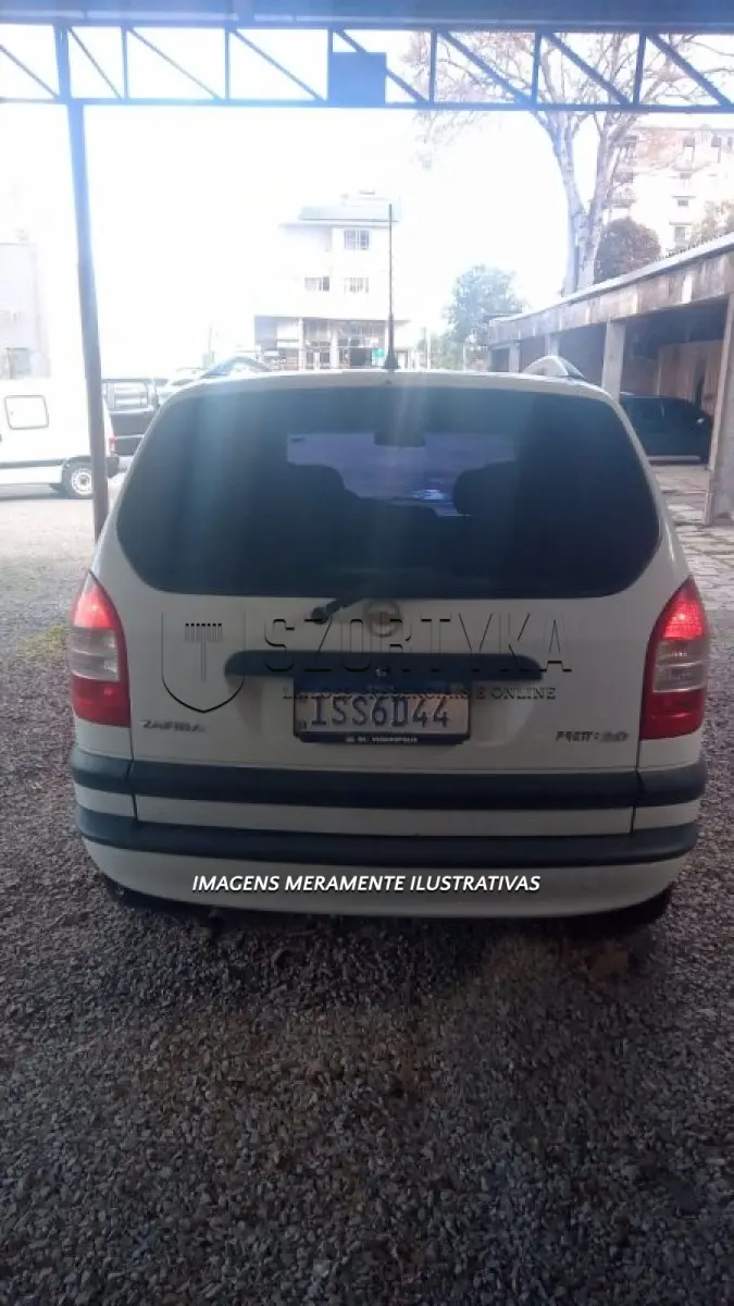 LOTE 002 - VEÍCULO GM/ZAFIRA COMFORT, PLACAS ISS6D44, ANO/MOD 2011/2012, COR BRANCA.