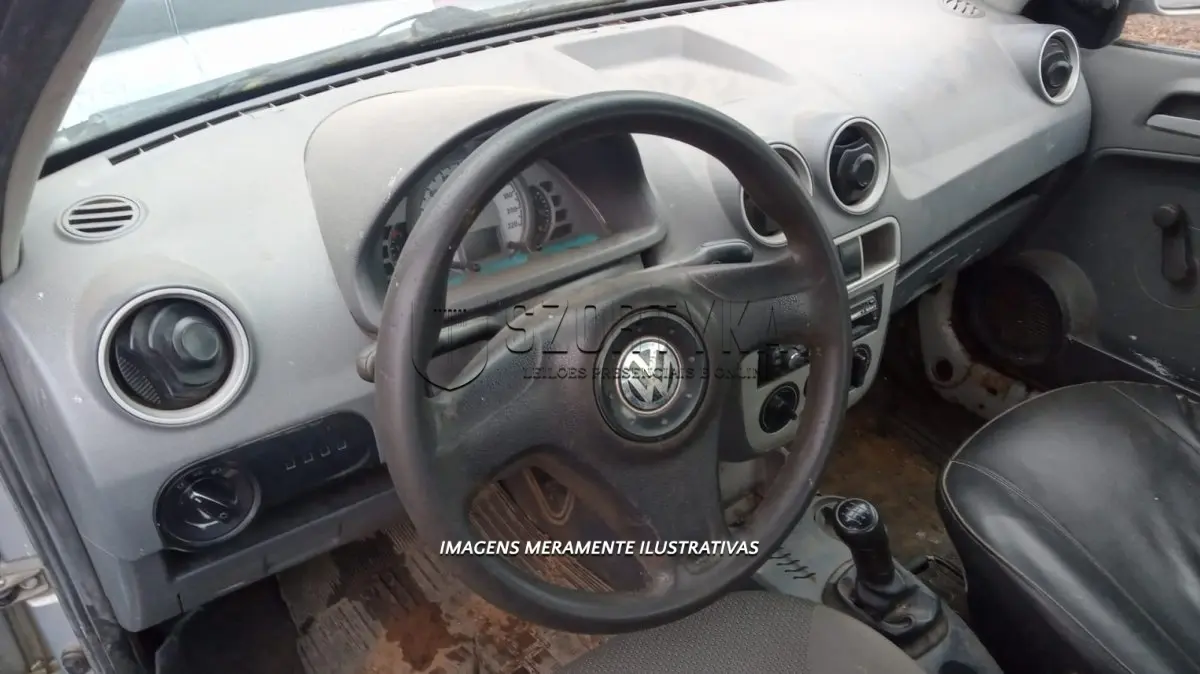 LOTE 009 - VEÍCULO VW/SAVEIRO 1.6, ANO/MOD 2008/2009, COR PRATA, PLACAS IOX7597.
