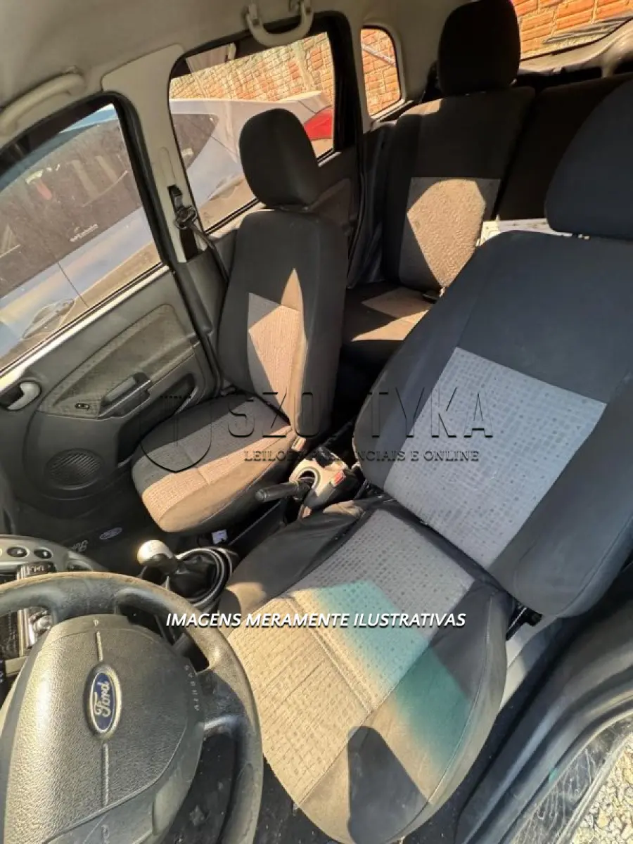 LOTE 007 - FORD FIESTA S.E 1.6, placas FUN3E92, ano/mod 2014/2014, cor preta