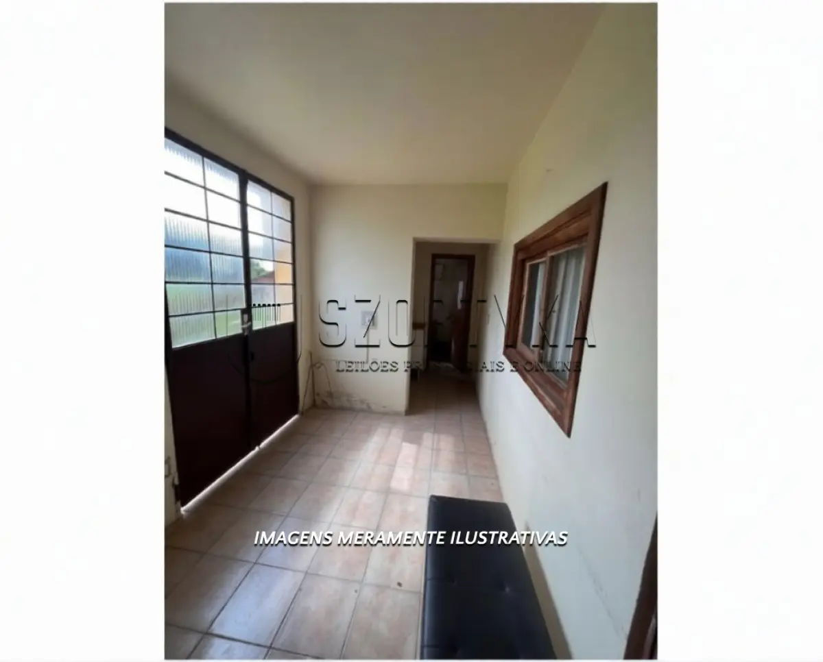 LOTE 001 - UMA SALA COMERCIAL EM FONTOURA XAVIER, COM ÁREA PRIVATIVA DE 102,29m²
