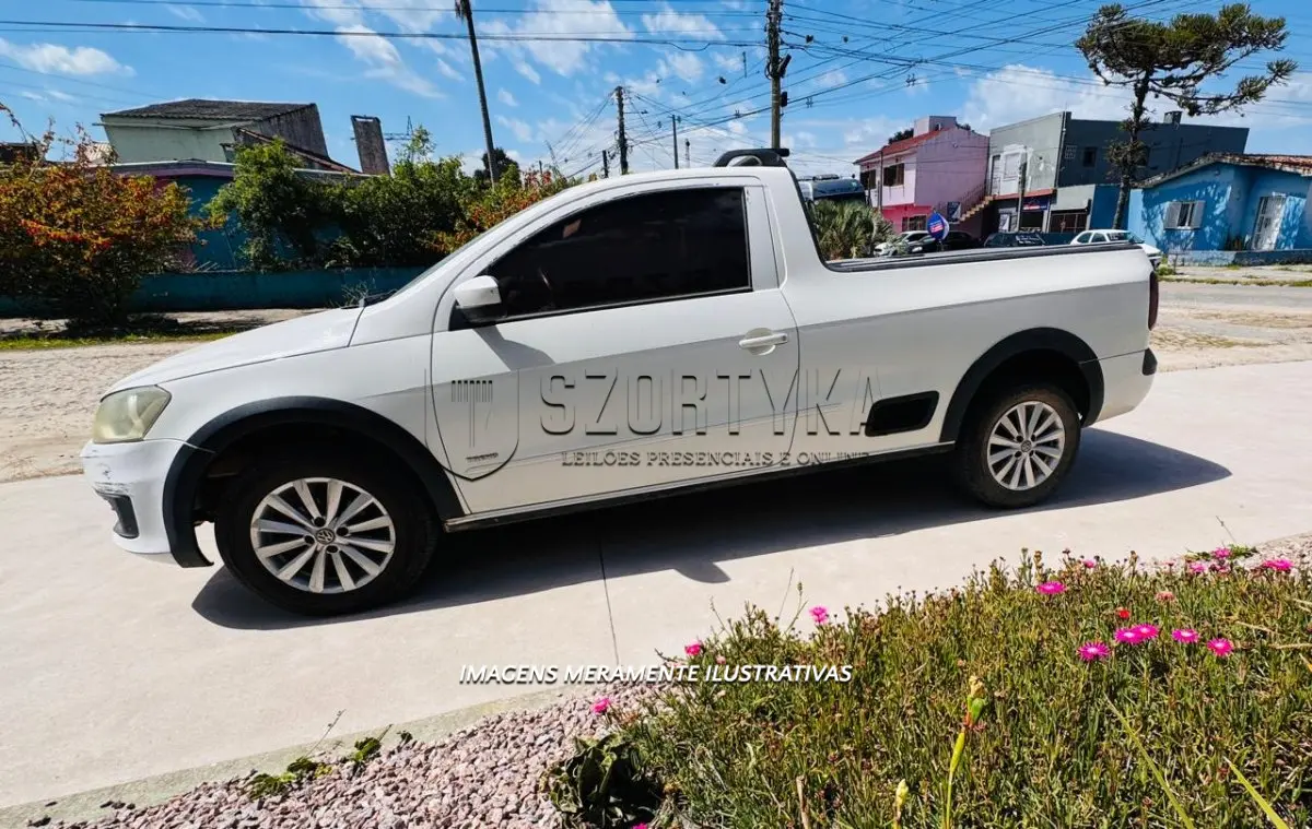 LOTE 005 - VW/NOVA SAVEIRO CS, placas IUT0I44, ano/mod 2013/2014, cor branca