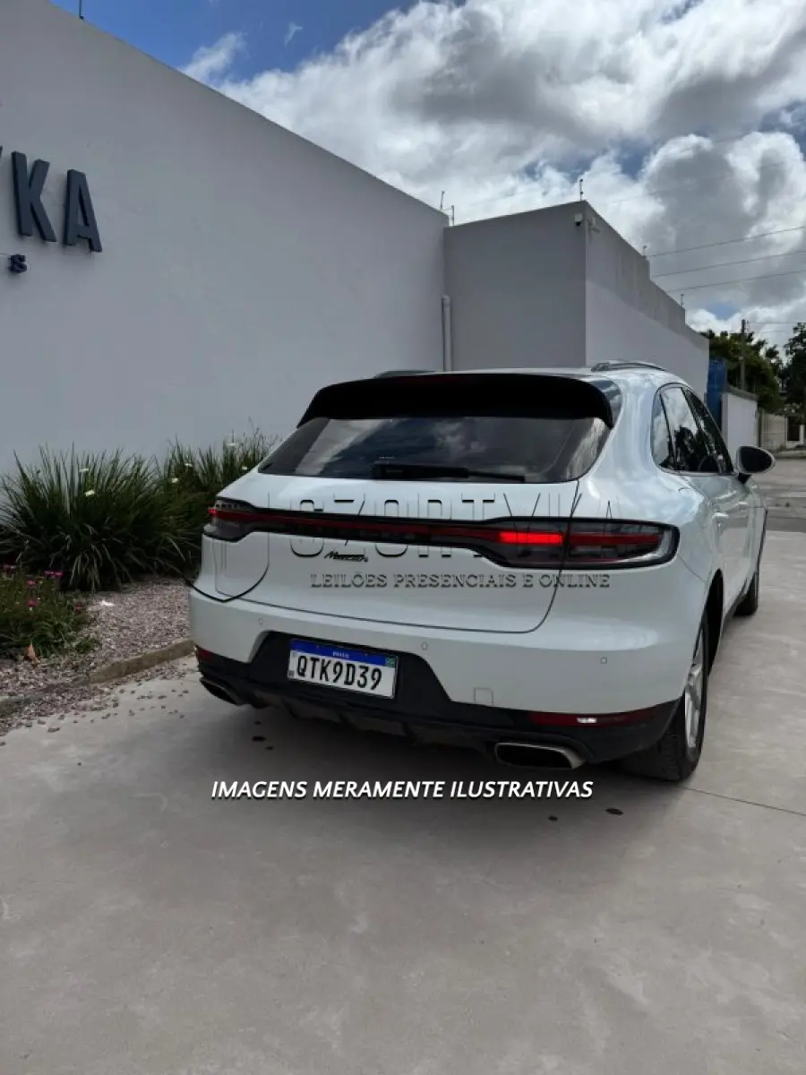 LOTE 001 - PORSCHE MACAN, 2019