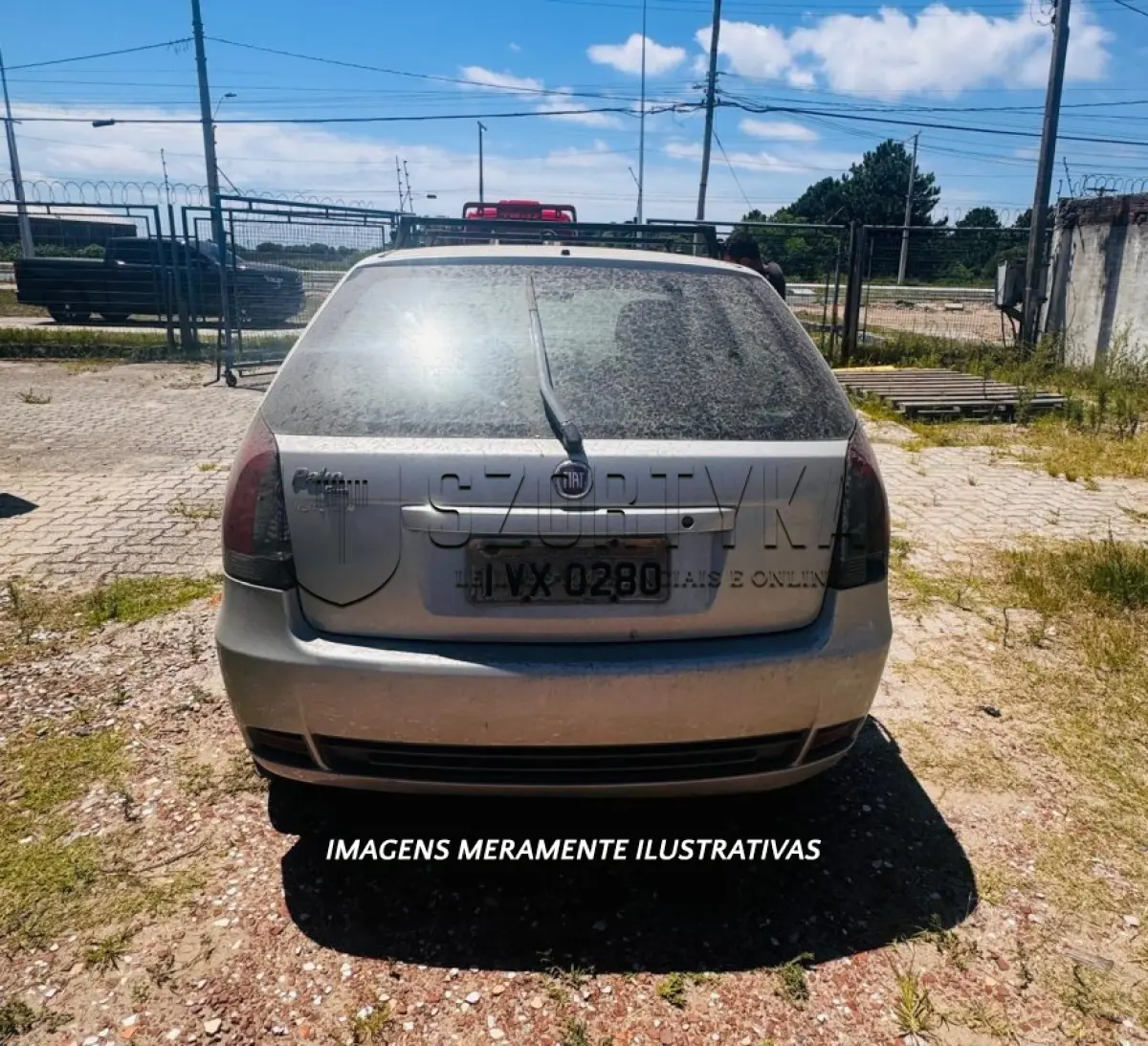 LOTE 001 - FIAT PALIO FIRE FLEX, placas IVX0280, cor prata, ano/mod 2014.