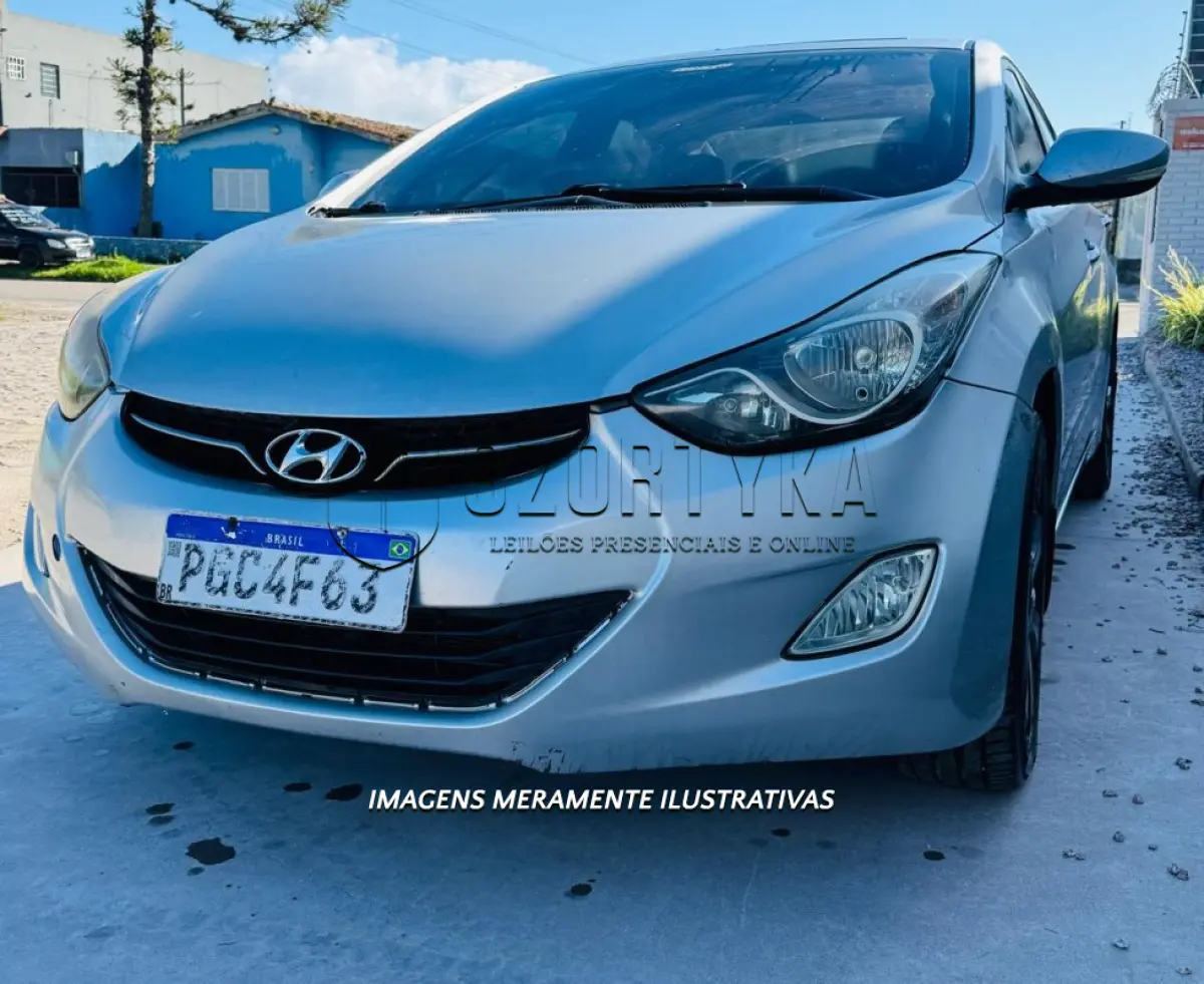 LOTE 001 - I/HYUNDAI ELANTRA GLS, placas PGC4F63, ano/mod 2012/2013, cor prata