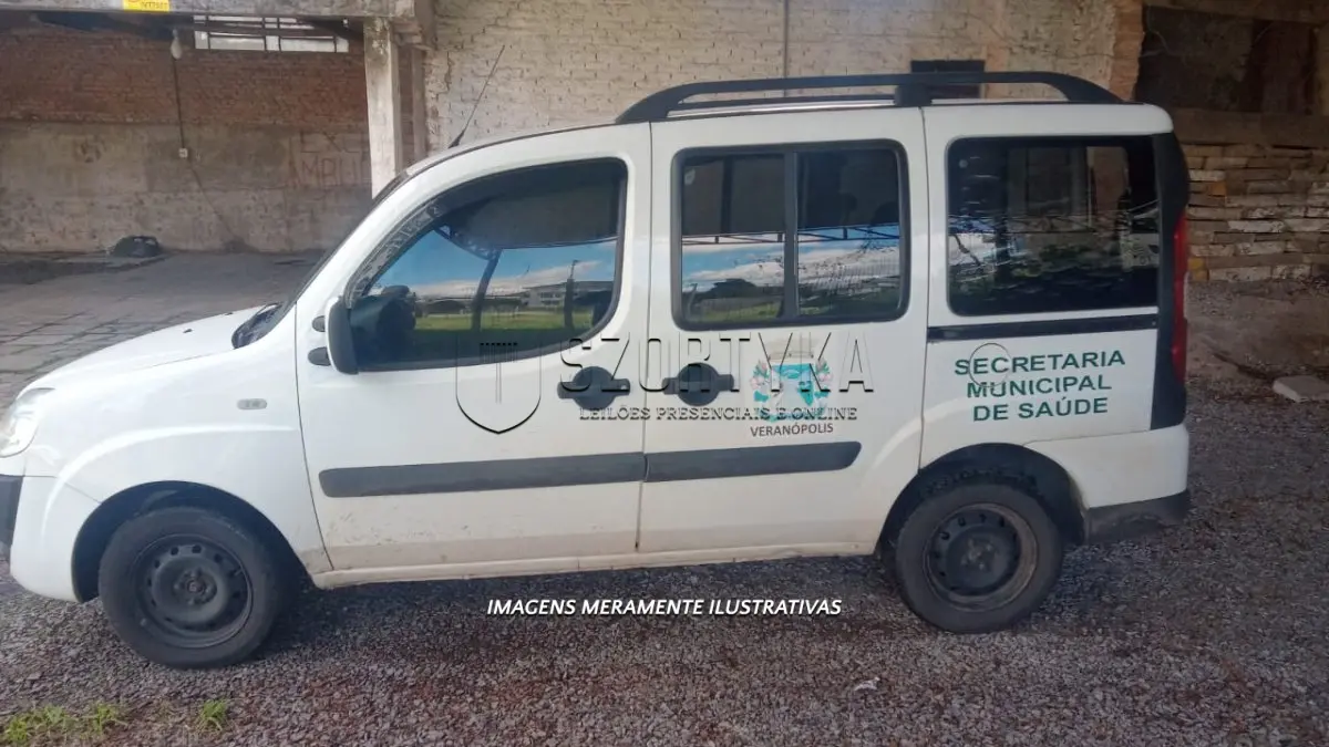LOTE 005 - VEÍCULO FIAT/DOBLO PLACAS IVD2I23 ANO/MOD 2014, COR BRANCA.