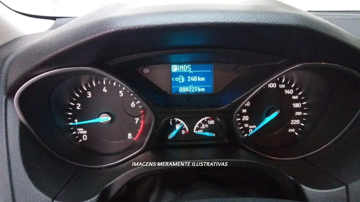 LOTE 008 - VEÍCULO FORD/FOCUS FASTBACK SE/SE PLUS FLEX 2.0 AUT.,  ANO/MODELO 2018, COR PRETA, PLACAS IYL 1874.
