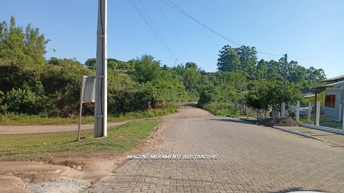 LOTE 002 - A fração ideal de 50% da área de 53.000,67m², melhor descrita na matrícula 13.873 do RI de Santo Antônio da Patrulha.