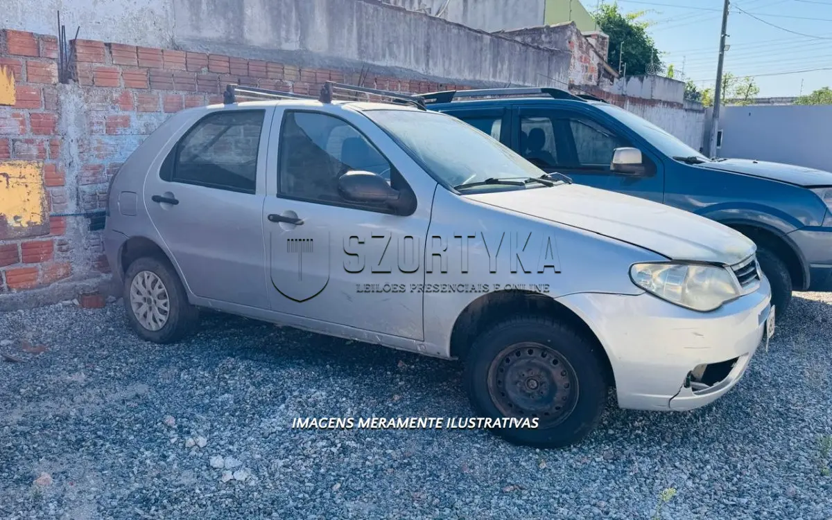 LOTE 001 - FIAT PALIO FIRE FLEX, placas IVX0280, cor prata, ano/mod 2014.