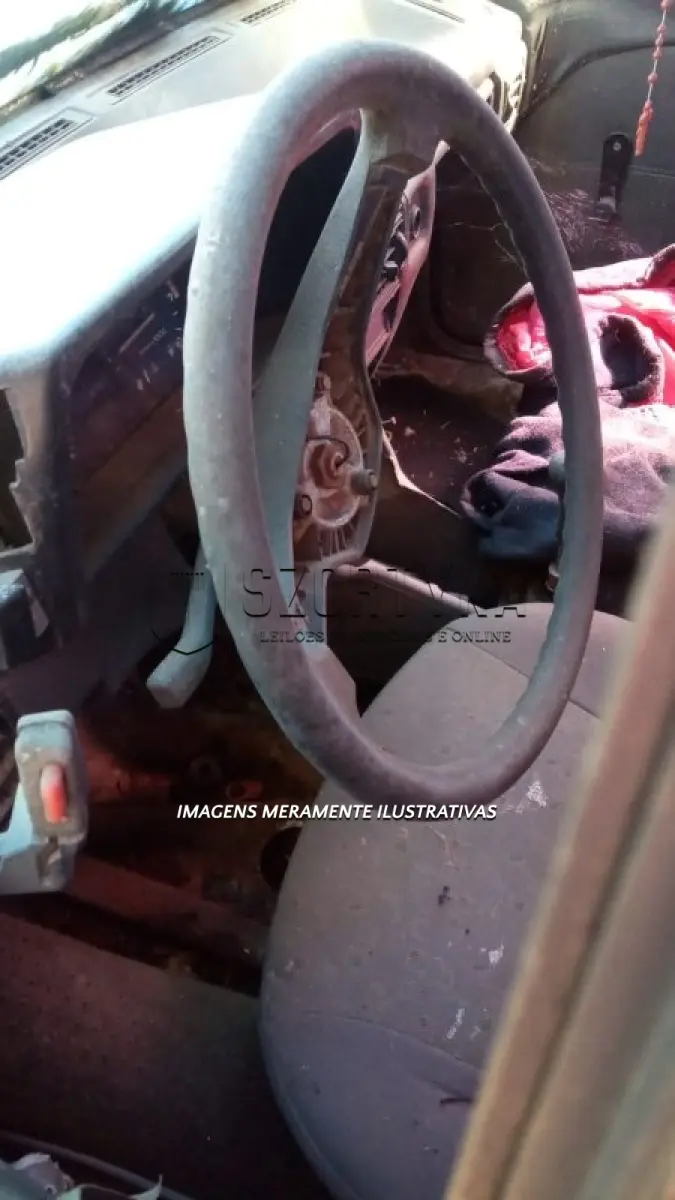 LOTE 011 - VEÍCULO VW/SAVEIRO GL 1.8, PLACAS ICH3265, ANO/MOD 1994/1994, COR AZUL.