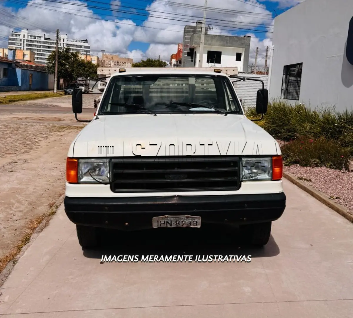 LOTE 001 - FORD F4000, 1993