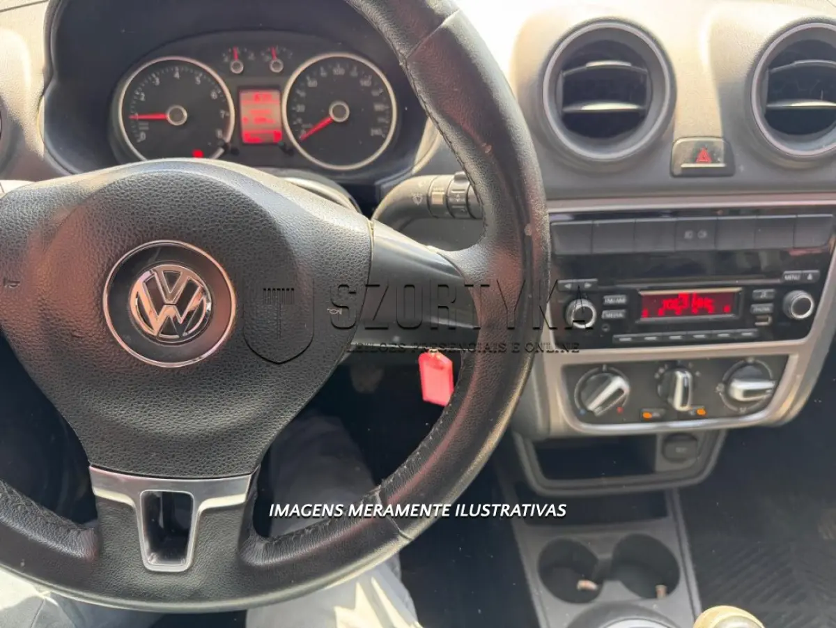 LOTE 005 - VW/NOVA SAVEIRO CS, placas IUT0I44, ano/mod 2013/2014, cor branca