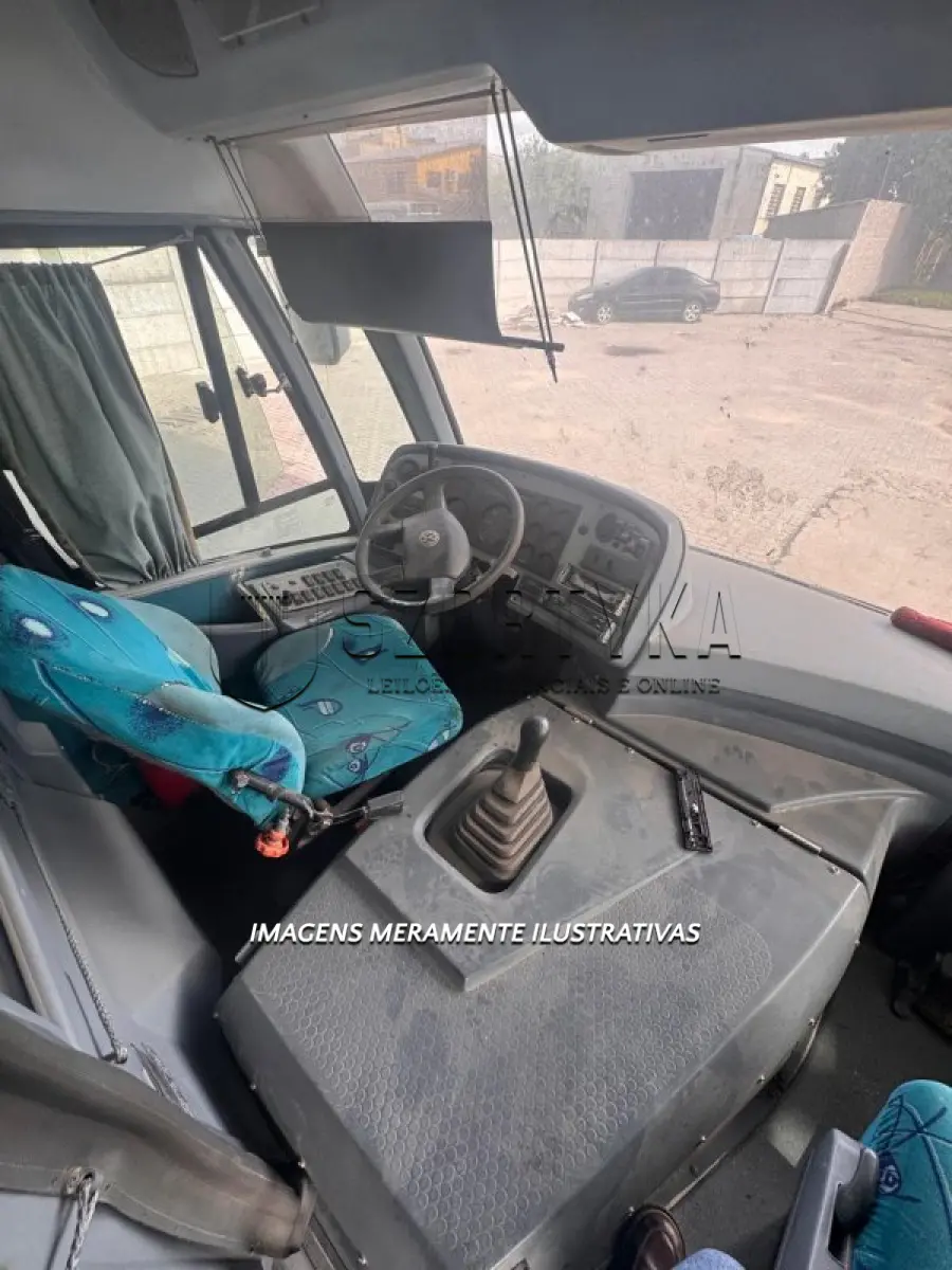 LOTE 001 - MICRO-ÔNIBUS VW/M.POLO SENIOR ON, 2011/2012