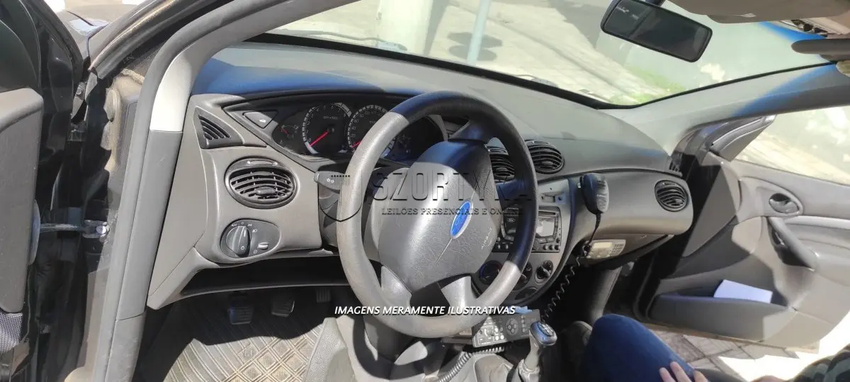 LOTE 001 - I/FORD FOCUS 2L FC FLEX - PLACA: IPC1890