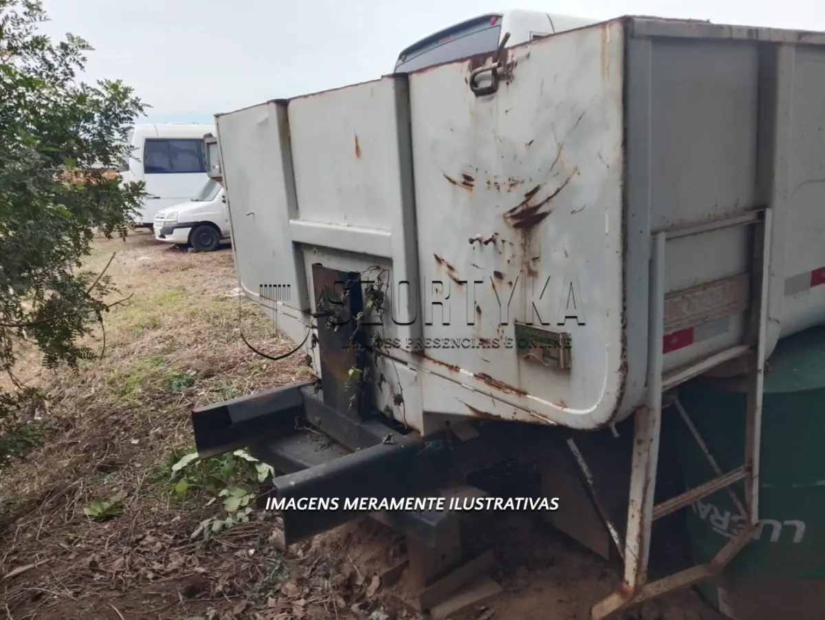 LOTE 022 - CAÇAMBA RODOEIXO, COM CAPACIDADE PARA 10M³