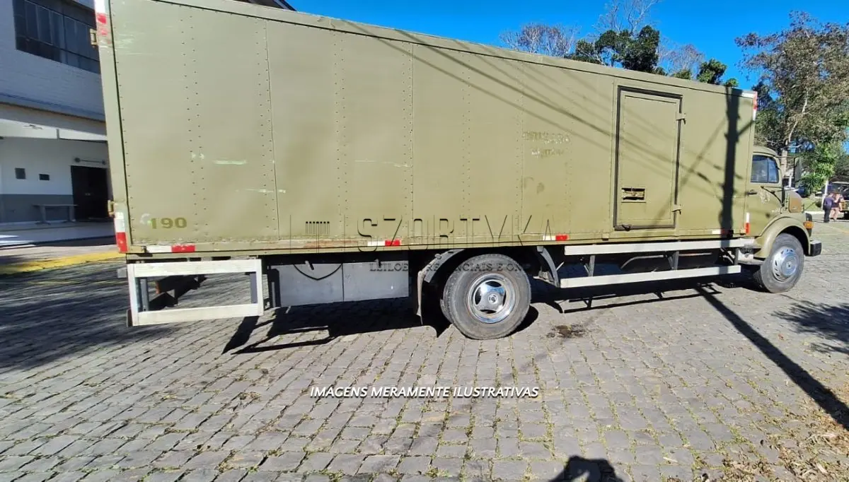LOTE 016 - M.BENZ/CAMINHÃO L1113 TOPLINE - PLACA: IZX0F56